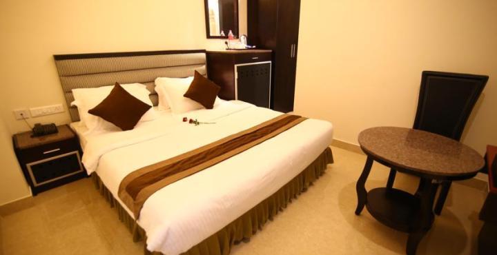 Kelambākkam Hotel Southern Residency מראה חיצוני תמונה