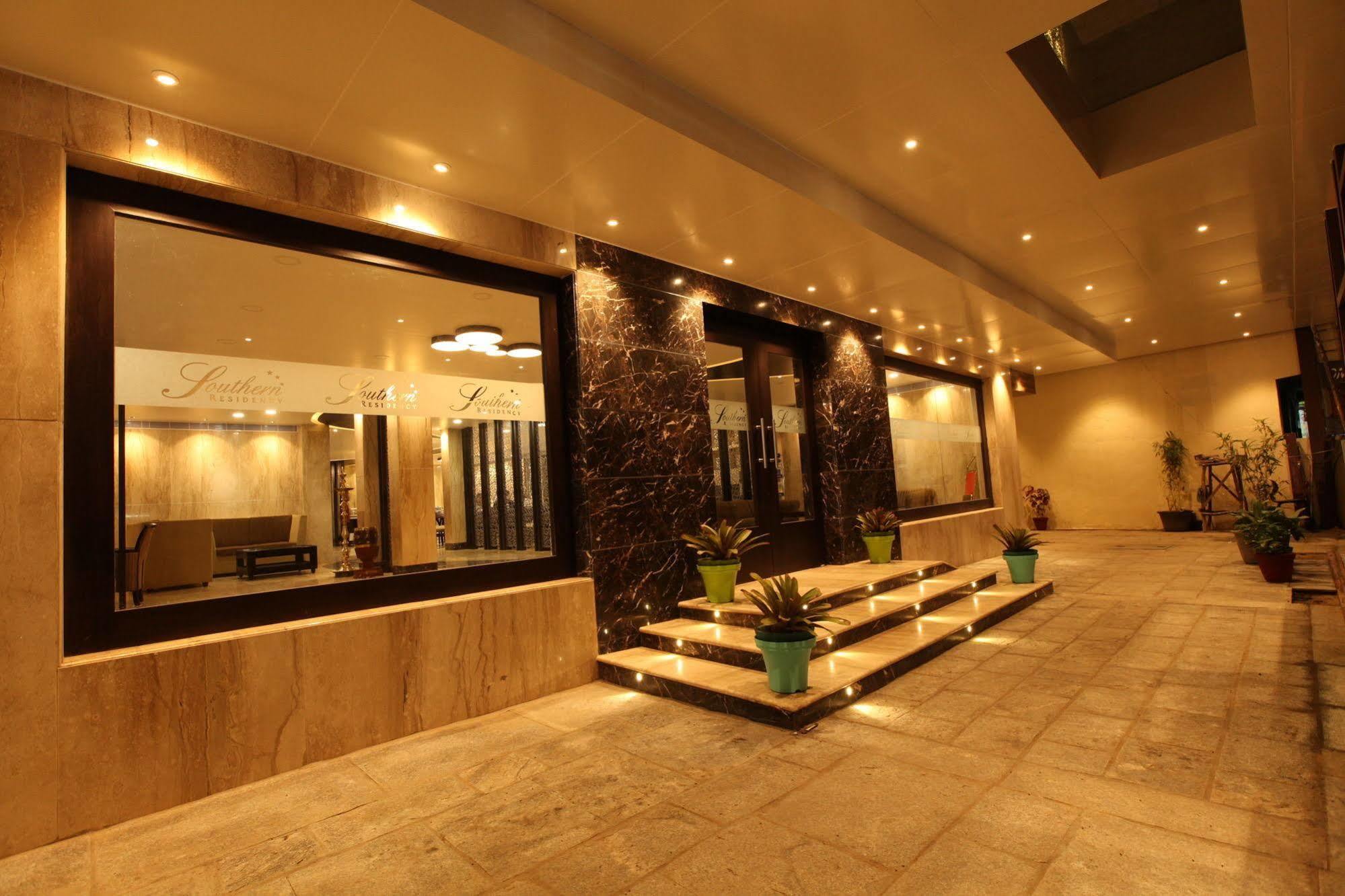 Kelambākkam Hotel Southern Residency מראה חיצוני תמונה